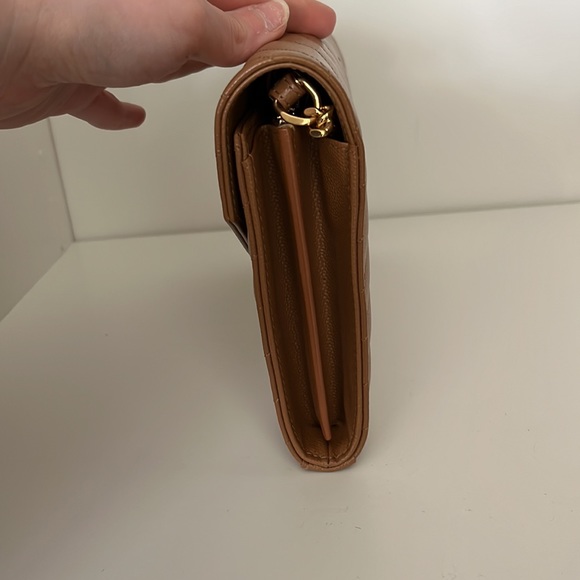 Authentic CASSANDRE SAINT LAURENT MATELASSÉ CHAIN WALLET - Picture 7 of 10